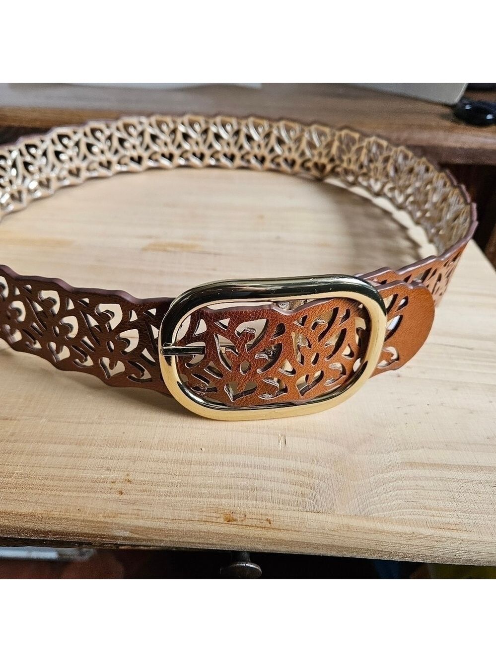 Apt 9 -- 2-Sided Silver and Brown Cutout Design Belt. Approx Length 42"